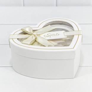 Коробки "Сердце" Набор 1/3 22,2*19,5*9 с окошком и бантом Белый 1/18 Арт: 721610/8