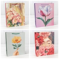 Пакет подарочный "Цветы" (микс 398) 26*32*10 210г 1/20 1/240 Арт: 000398C